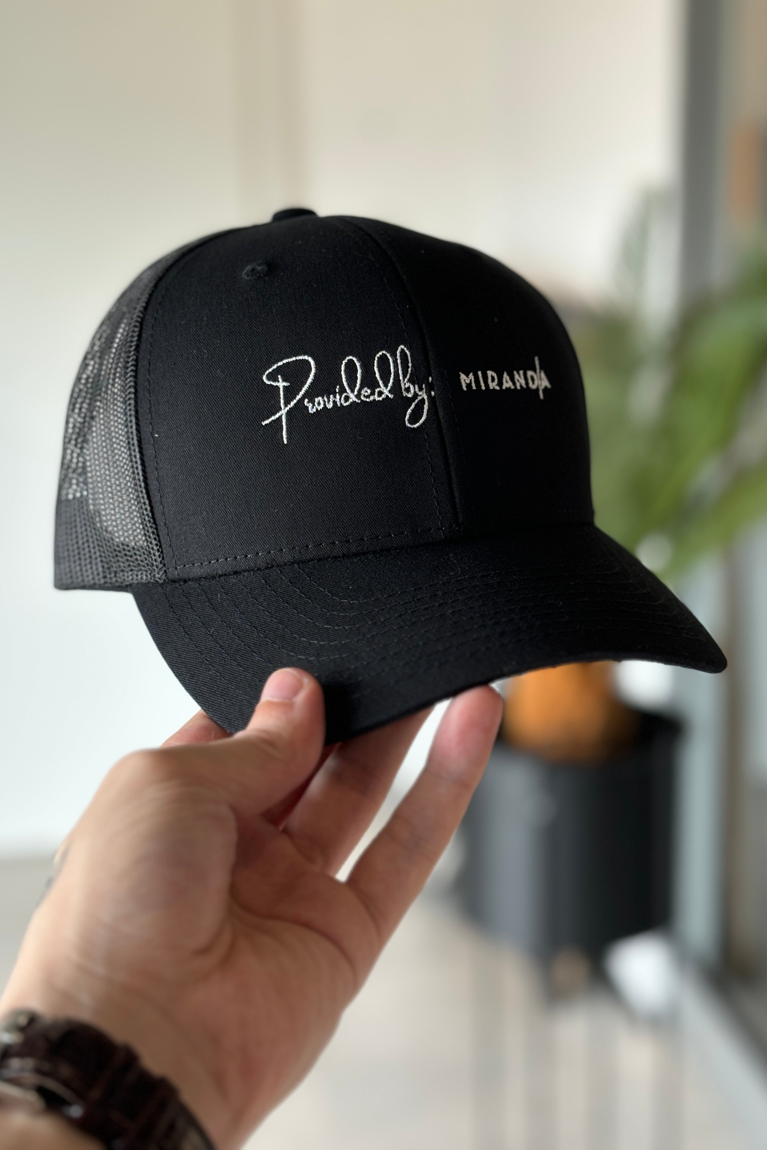 boné de caminhoneiro bordado