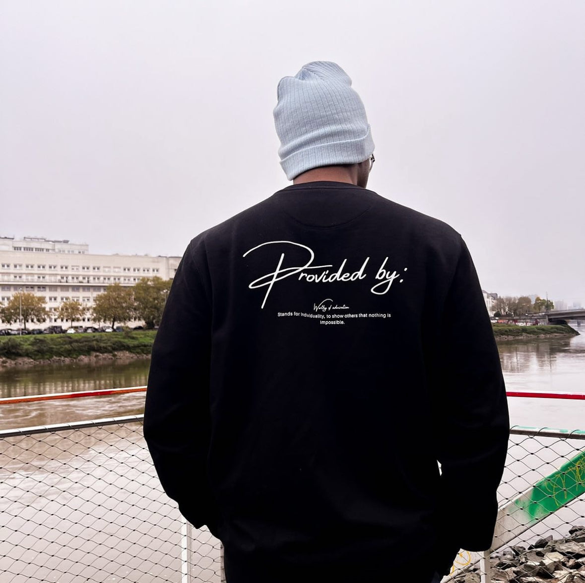 Sweatshirt / Fornecido por